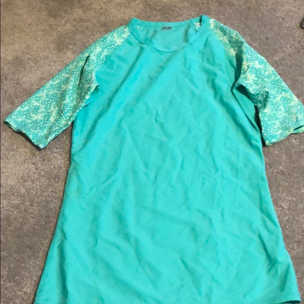 Swim rash guard